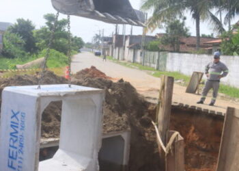 Prefeitura inicia obras contra enchente na Rua Alta Tensão, no Perequê-Mirim