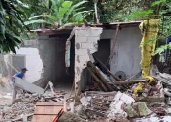 Edificação construída em área de risco é demolida no Morro do Sumaré