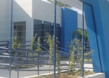 Prefeitura de Caraguatatuba define ações de segurança em escolas e cria botão SOS Escola