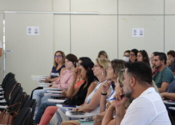 Gestores de escolas particulares, ETEC e IF passam por treinamento sobre o botão SOS Escola