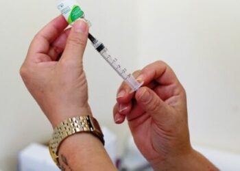 Caraguatatuba inicia aplicação da vacina contra gripe