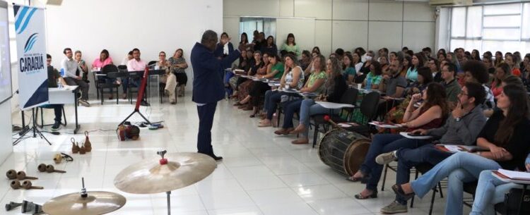 Trajetórias do Africano em Território Brasileiro é tema de formação aos dirigentes de ensino de Caraguatatuba