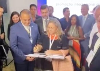 Caraguá marca presença na maior feira de turismo da América Latina e assina acordo internacional de fomento da atividade