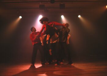 Corpo de Baile apresenta espetáculo Colheita no Teatro Mario Covas   
