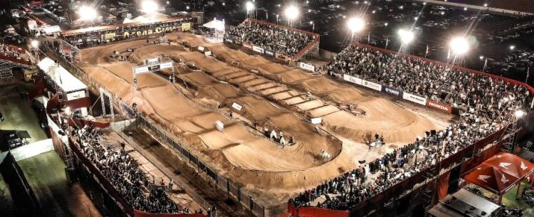 Arena Cross abre temporada em Caraguá com vendas de ingressos a partir do dia 14