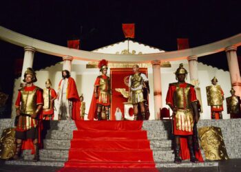 Encenação da Paixão de Cristo deve reunir mais de 10 mil pessoas na Praça da Cultura