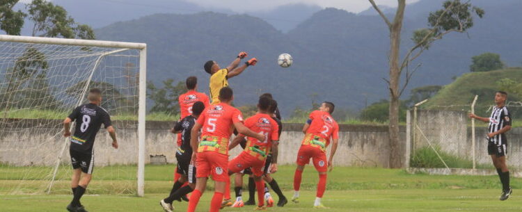 Campeões dos Torneios Aniversário da Cidade de Futebol e Futsal serão definidos na quinta-feira