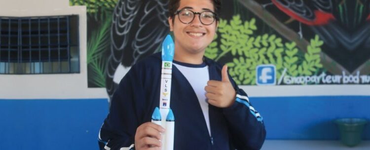 Estudante da rede municipal de Caraguatatuba é campeão na Jornada Brasileira de Foguetes