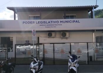 Câmara inaugura anexo administrativo e homenageia servidor Toshimitsu Miki   