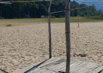 Prefeitura retira instalações fixas nas praias da Cocanha e Tabatinga