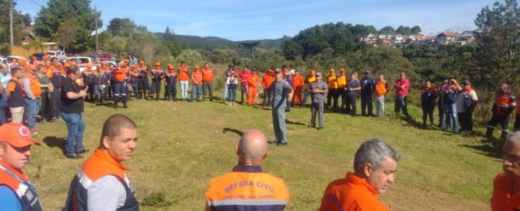 Agentes da Defesa Civil e Guardas Civis de Caraguatatuba participam de oficina da Operação Estiagem 2023