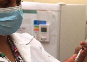 Caraguatatuba tem 26% dos públicos prioritários imunizados contra gripe e campanha segue até dia 31