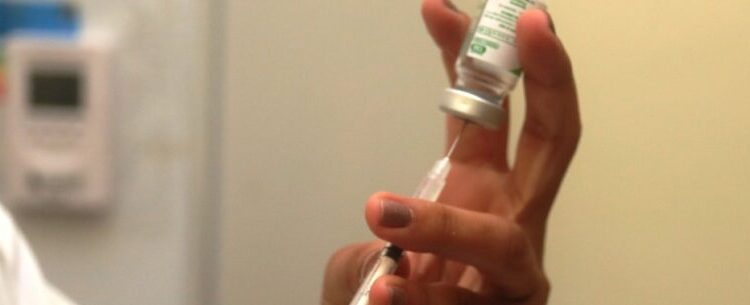 Caraguatatuba amplia vacinação contra gripe para toda população acima de seis meses de idade