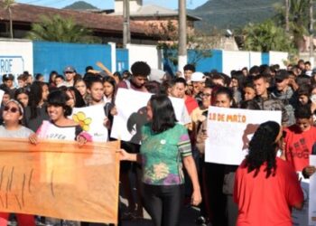 Prefeitura conscientiza sobre o Dia Nacional de Combate ao Abuso e à Exploração Sexual de Crianças e Adolescentes