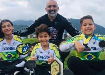 Três pilotos de Caraguatatuba se destacam em provas sul-americana e latino-americana de BMX
