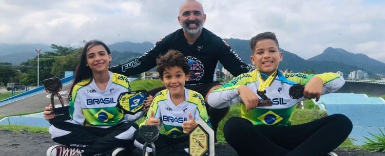 Três pilotos de Caraguatatuba se destacam em provas sul-americana e latino-americana de BMX