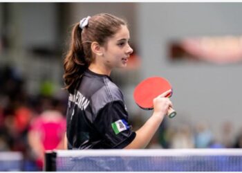 Multicampeã de tênis de mesa leva Bertioga ao pódio