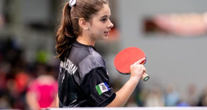 Multicampeã de tênis de mesa leva Bertioga ao pódio