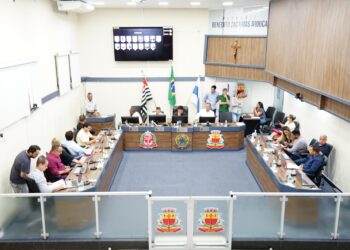 Audiências Públicas discutem projeto de lei sobre redução de jornada de trabalho