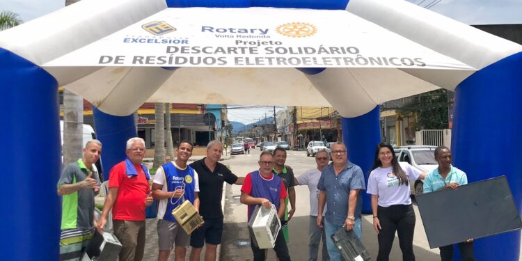 Rotary Club e Serramar Shopping promovem ação de descarte de lixo eletrônico neste sábado (20)