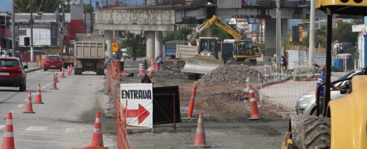 Obras do Contorno são realizadas no trecho urbano de Caraguatatuba