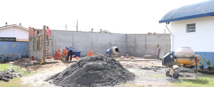 Obras de ampliação do campo de futebol do Atlético Fortaleza são iniciadas