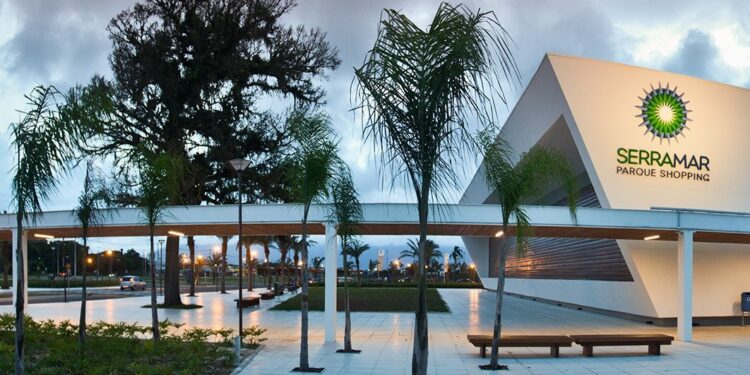 Campanha do Serramar Shopping garante descontos especiais a visitantes durante o mês de julho