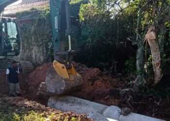 Prefeitura dobra captação para escoamento de águas pluviais no bairro Aruan