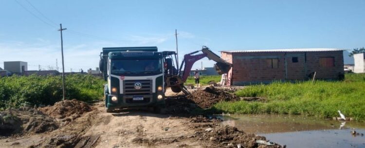 Prefeitura de Caraguatatuba impede invasão de área pública na Região Sul