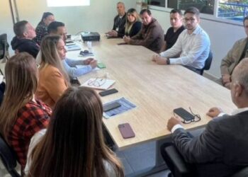 Prefeitura alinha estratégias com profissionais envolvidos no combate e prevenção da Febre Maculosa