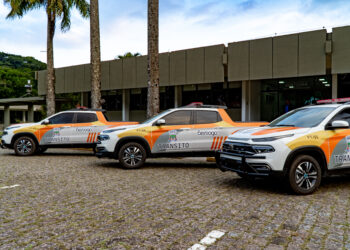 Prefeitura entrega novas viaturas para a equipe de trânsito