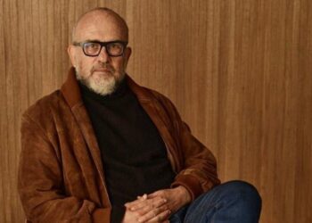 Bob Wolfenson e outros profissionais ministram palestras e oficinas no festival Retratos de Bertioga