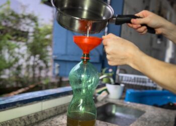 Prefeitura promove formação sobre reciclagem de óleo de cozinha