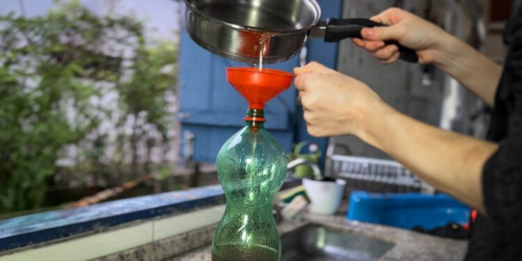 Prefeitura promove formação sobre reciclagem de óleo de cozinha