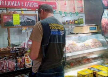 Procon/SP fiscaliza comércios em Bertioga