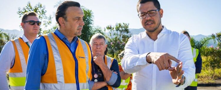 Prefeito de Caraguatatuba recebe Governador e acompanha vistoria na obra do Contorno