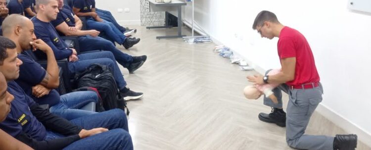 Criança de um ano é salva por integrante da Guarda Civil Municipal