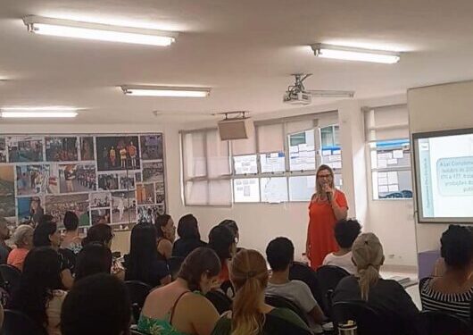 Secretaria de Educação promove Encontro Formativo para Auxiliares de Educação Infantil e Agentes de Apoio Escolar