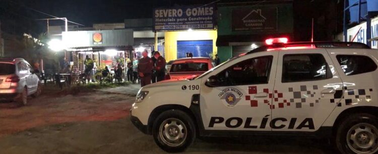 Prefeitura de Caraguatatuba realiza operação conjunta em bares noturnos