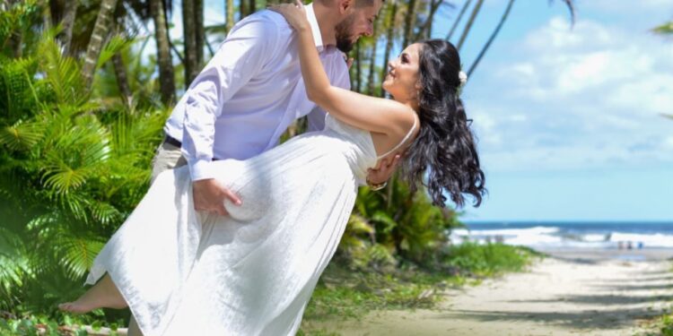 Bertioga tem cenários perfeitos para realizar o sonho de casar na praia