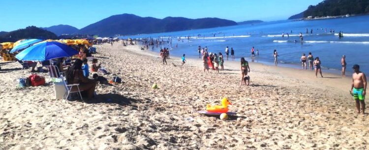 COMBATE À PERTURBAÇÃO DO SOSSEGO E ATIVIDADES ILEGAIS SÃO FOCO DE FISCALIZAÇÃO EM CARAGUATATUBA