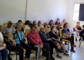 Programa Universidade Aberta atende 72 idosos em Caraguatatuba
