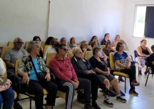 Programa Universidade Aberta atende 72 idosos em Caraguatatuba