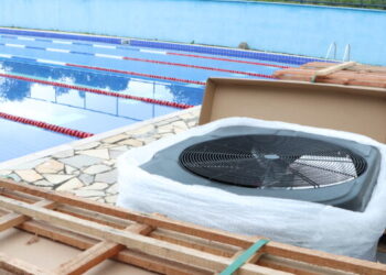 Prefeitura de Caraguatatuba adquire novos aquecedores para piscina da escola do Jetuba