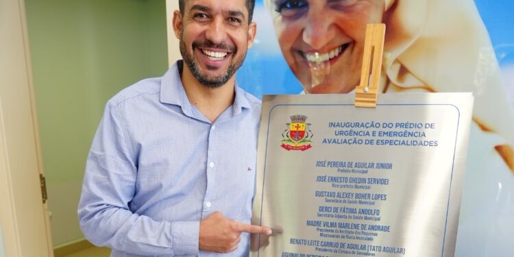 Tato Aguilar anuncia conquista de R$ 250 mil para Casa de Saúde Stella Maris em dia de inauguração de nova ala de emergência