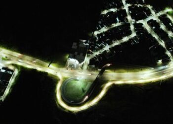 Prefeitura de Caraguatatuba entrega iluminação da ciclovia em trecho da Tamoios e beneficia moradores locais