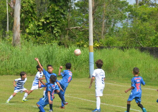 Nova rodada da Copa da Criança de futebol de Campo é realizada hoje