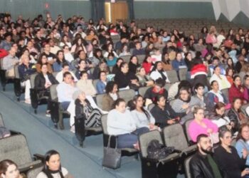 5º Fórum de Aleitamento Materno reúne 400 pessoas e destaca importância da rede para mães que amamentam