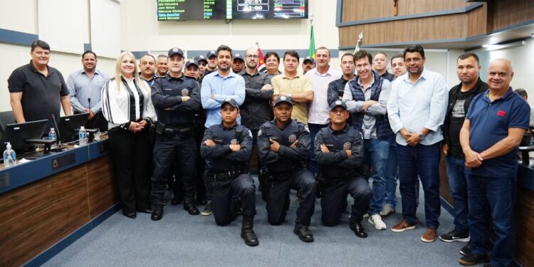 Câmara Municipal aprova Moção de Congratulação para GCM