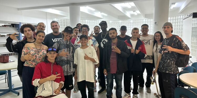 Fundacc recebe representantes do hip-hop